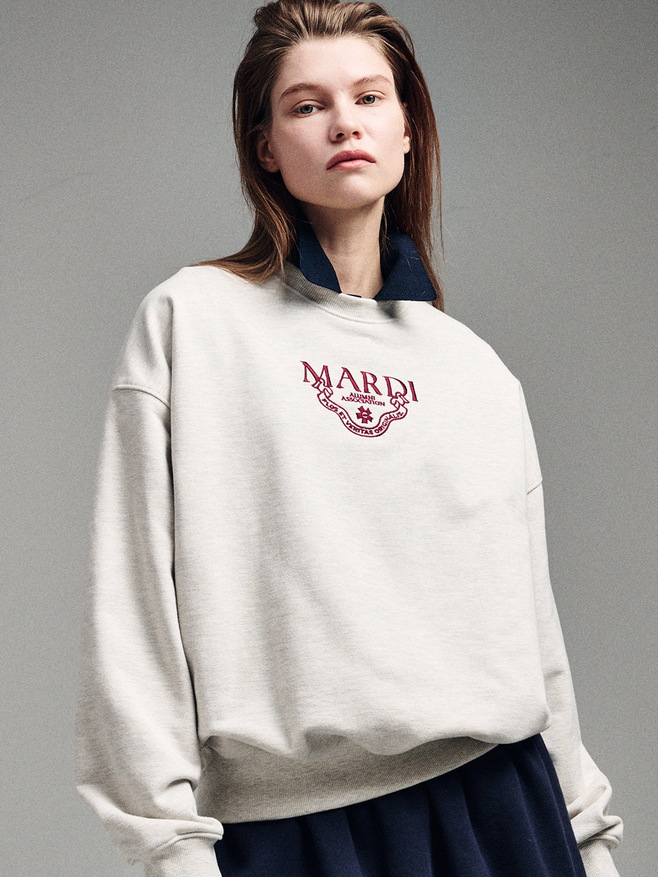 Mardi Mercredi Grand Alumni Classique Sweatshirt (Needlework)