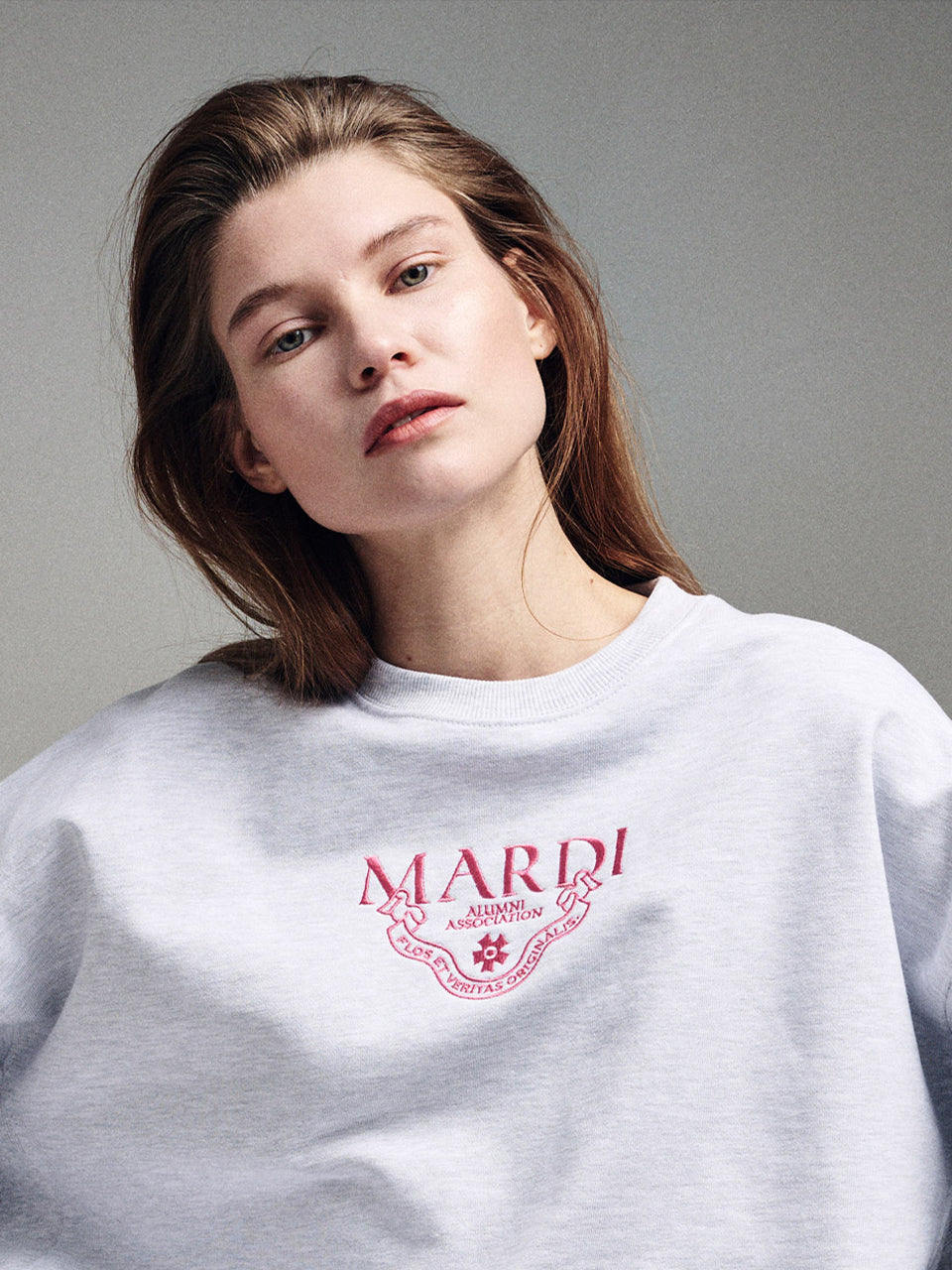 Mardi Mercredi Grand Alumni Classique Sweatshirt (Needlework)